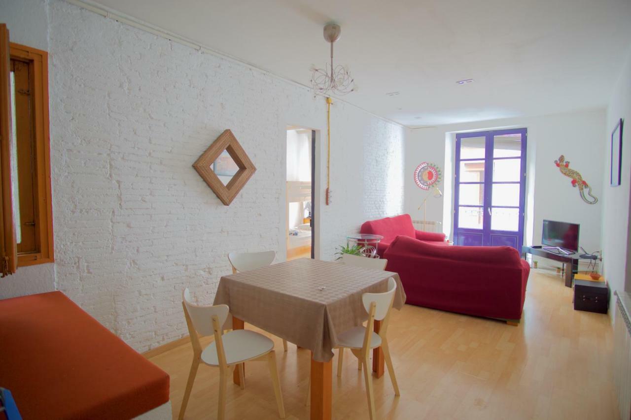 La Lleona Apartment Girona Eksteriør bilde
