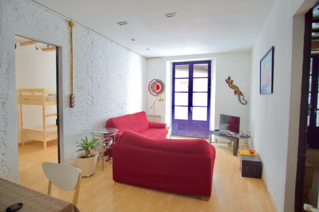 La Lleona Apartment Girona Eksteriør bilde